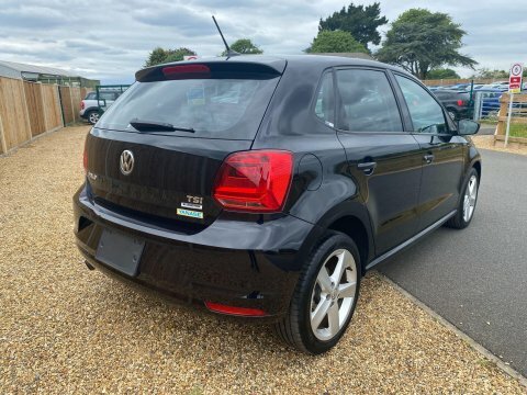 Volkswagen Polo 1.2 Tsi Bluemotion Black #6