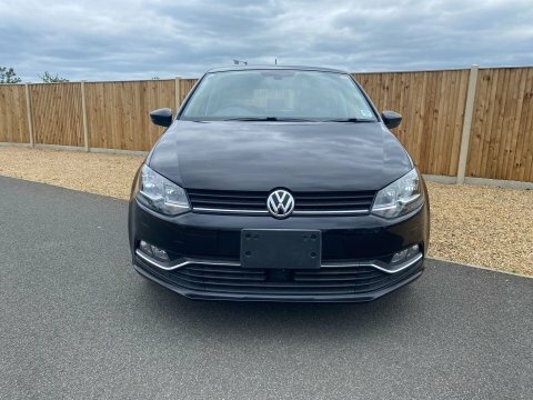 Volkswagen Polo 1.2 Tsi Bluemotion Black #3
