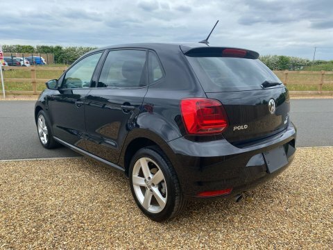 Volkswagen Polo 1.2 Tsi Bluemotion Black #5