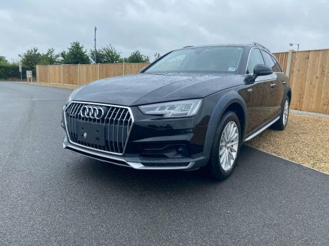 Audi A4 Allroad 2.0 Tfsi S Black #2