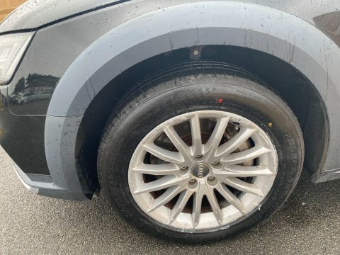 Audi A4 Allroad 2.0 Tfsi S Black #4