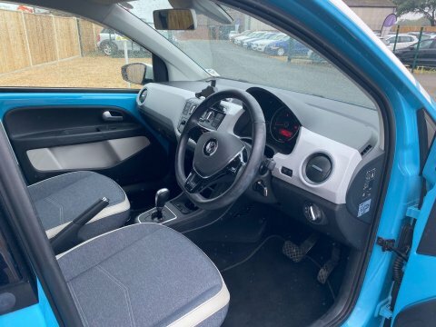 Volkswagen Up 1.0 Up Gti 114 Bhp Black #9