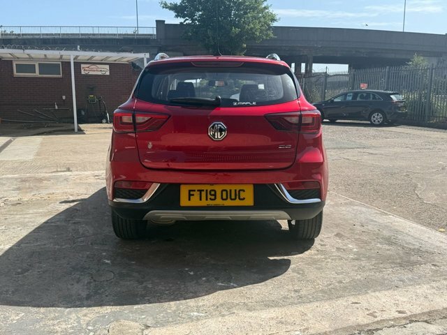 MG ZS 1.5 Vti-tech Exclusive Suv Euro Red #6