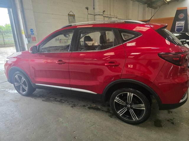 MG ZS 1.5 Vti-tech Exclusive Suv Euro Red #5