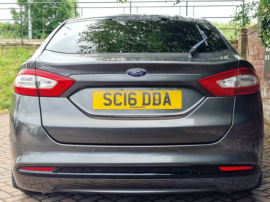 Ford Mondeo 2.0 Tdci Titanium Euro 6 Ss Grey #4