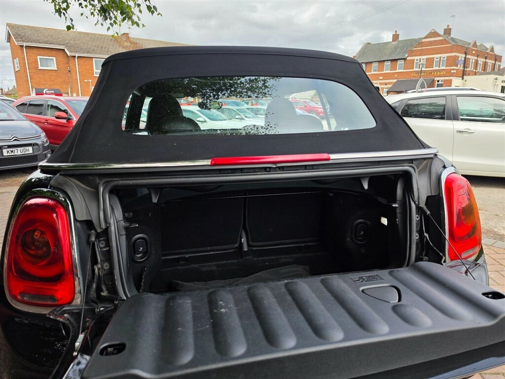 Mini Convertible John Cooper Works Silver #19