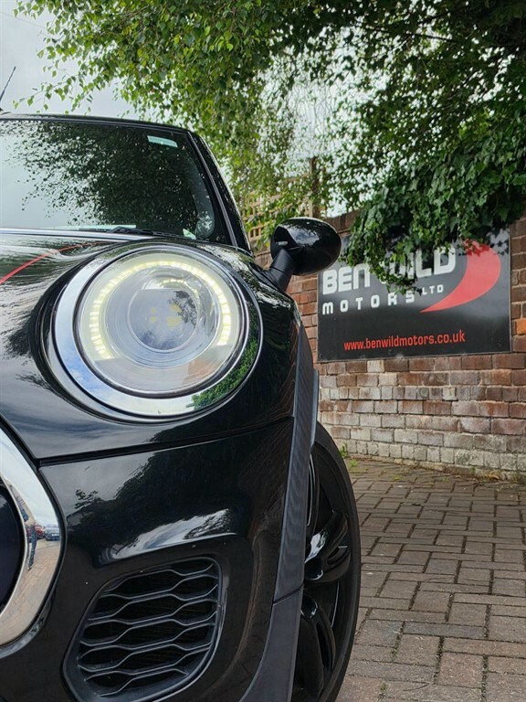 Mini Convertible John Cooper Works Silver #8
