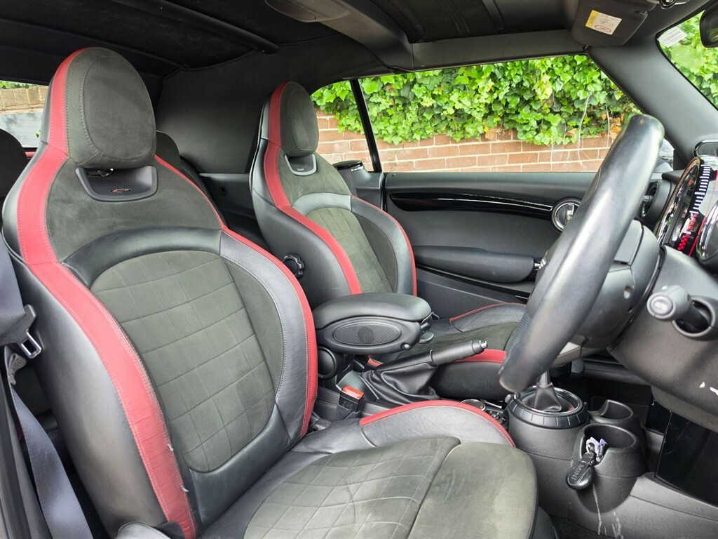 Mini Convertible John Cooper Works Silver #14