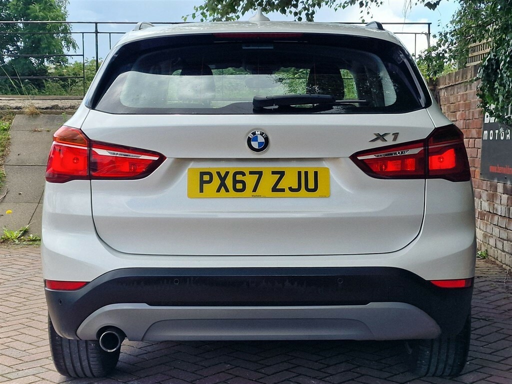 BMW X1 Suv White #4