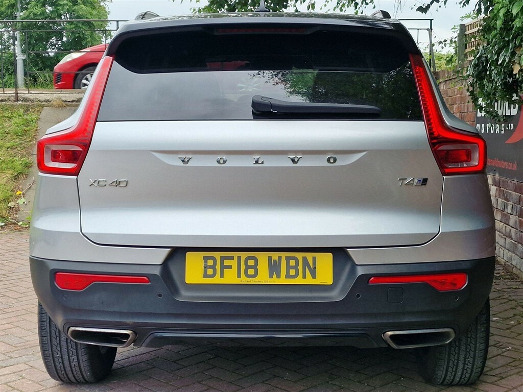 Volvo XC40 2.0 T4 R-design Awd Euro 6 Ss Silver #4