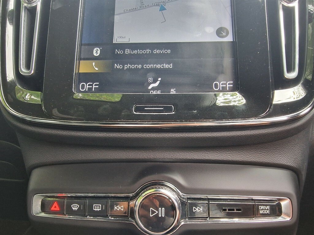 Volvo XC40 T4 Momentum Pro Blue #24