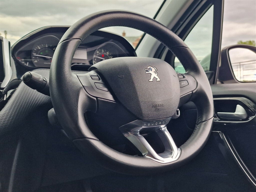 Peugeot 2008 Allure Grey #34