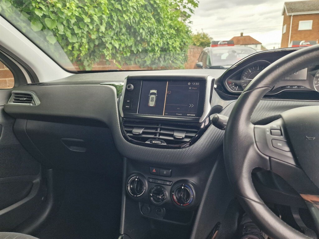Peugeot 2008 Allure Grey #21