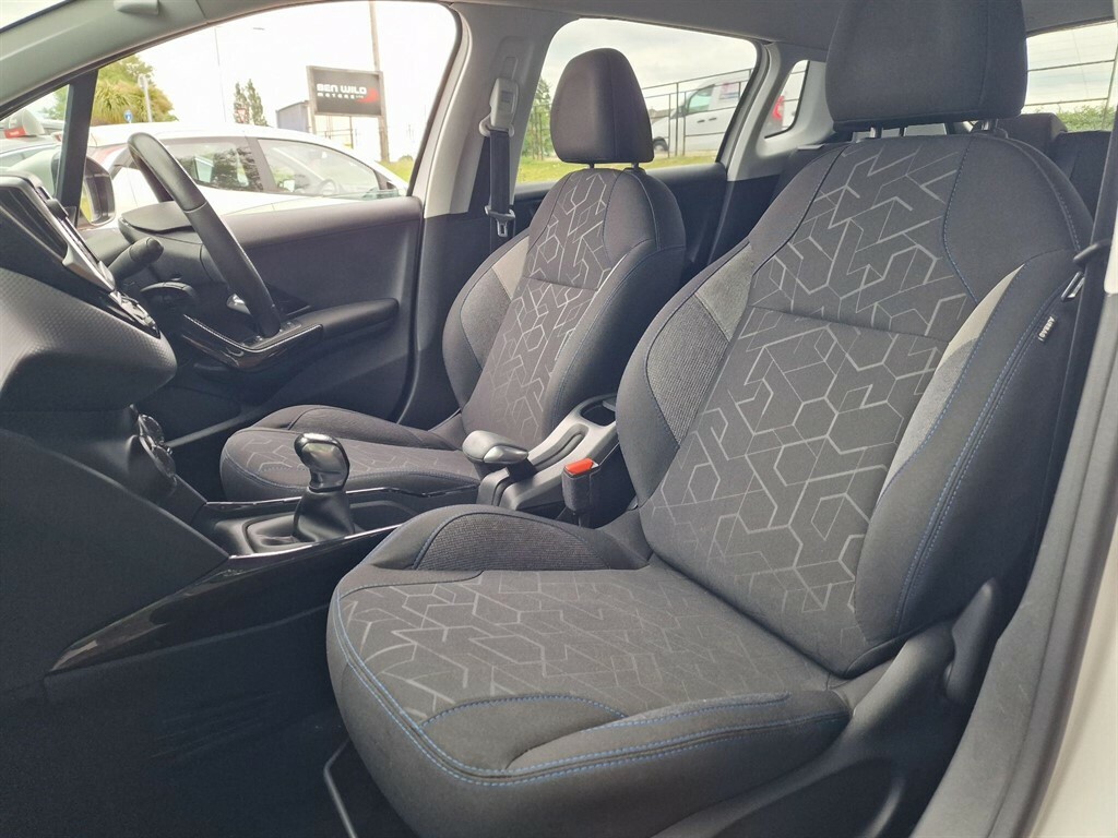 Peugeot 2008 Allure Grey #19