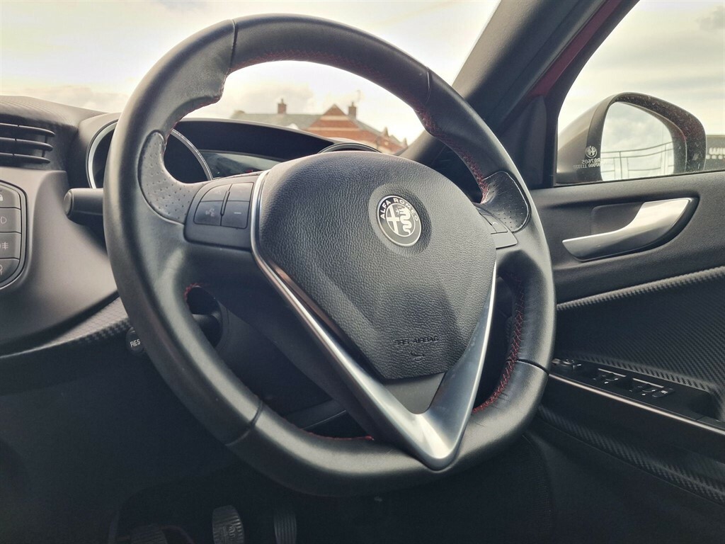 Alfa Romeo Giulietta Tb Multiair Speciale Red #32