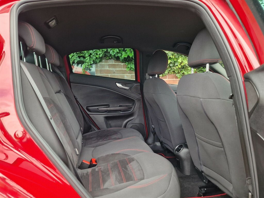Alfa Romeo Giulietta Tb Multiair Speciale Red #16