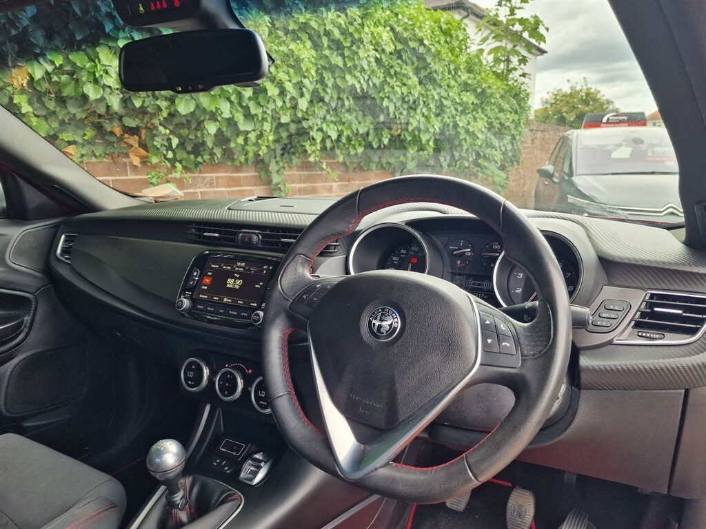 Alfa Romeo Giulietta Tb Multiair Speciale Red #11