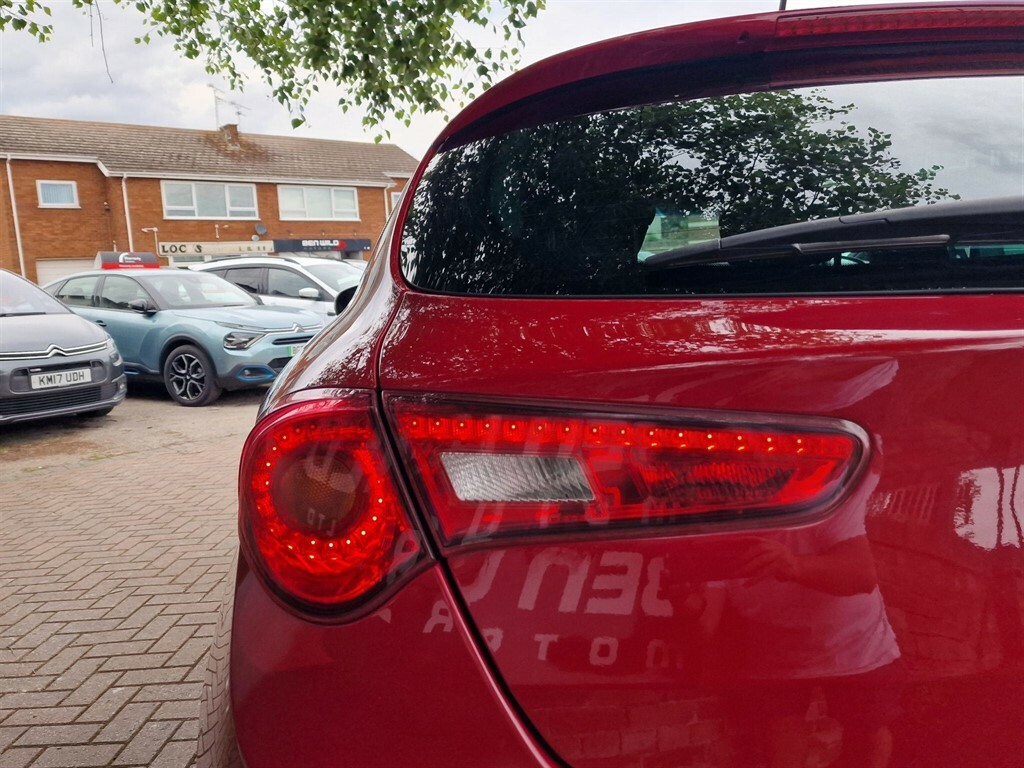Alfa Romeo Giulietta Tb Multiair Speciale Red #29