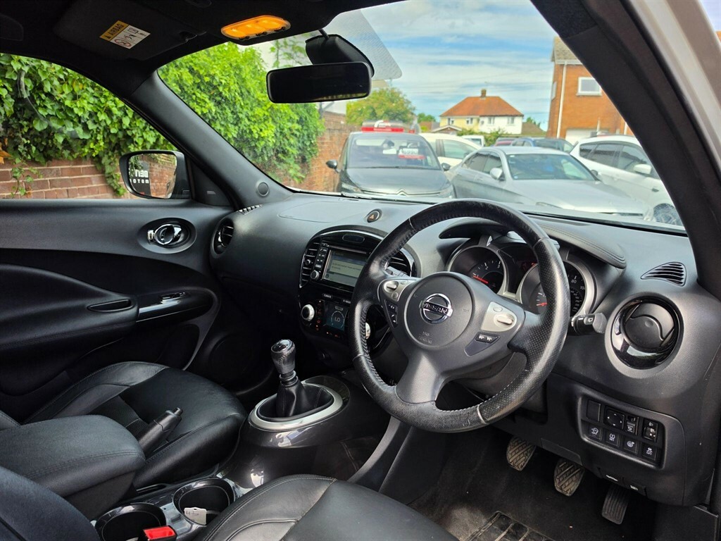 Nissan Juke 1.2 Dig-t Tekna Hatchback  #12