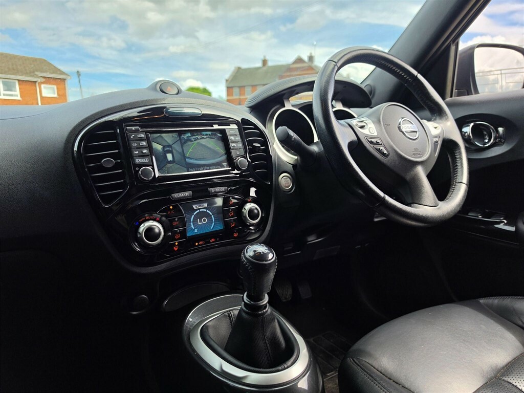 Nissan Juke 1.2 Dig-t Tekna Hatchback  #21
