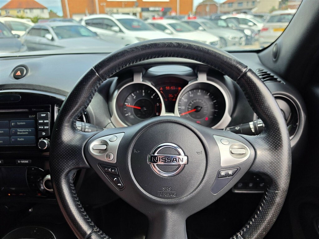 Nissan Juke 1.2 Dig-t Tekna Hatchback  #30
