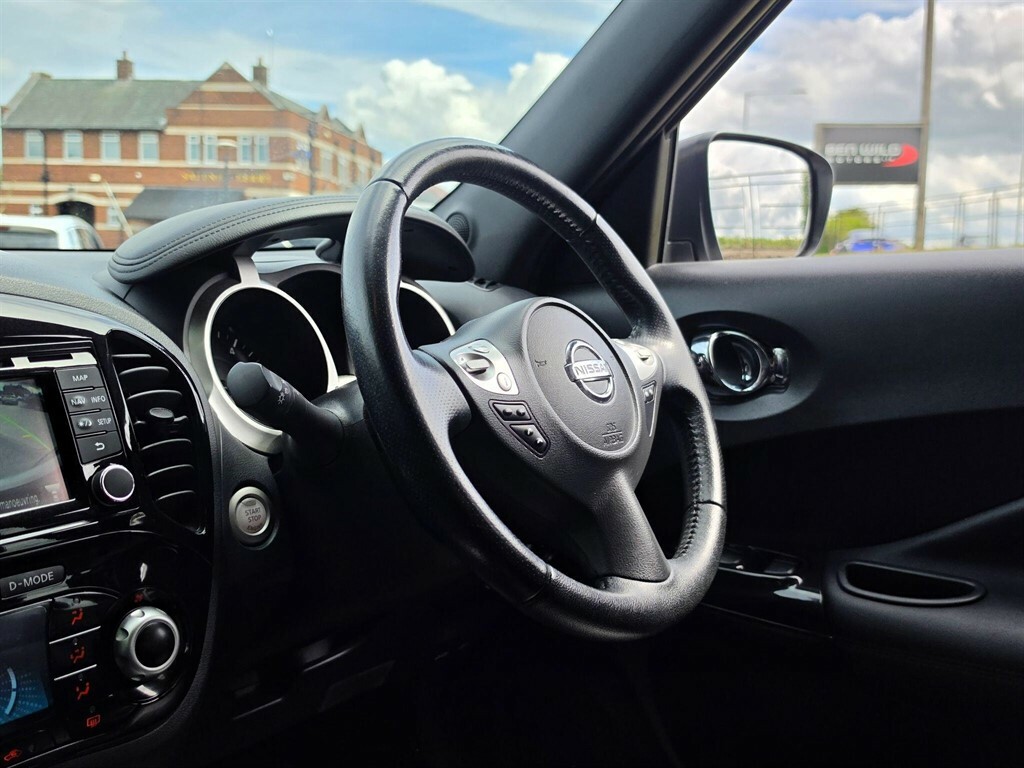 Nissan Juke 1.2 Dig-t Tekna Hatchback  #22