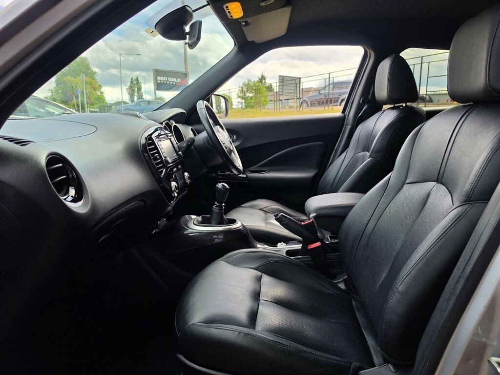 Nissan Juke 1.2 Dig-t Tekna Hatchback  #18