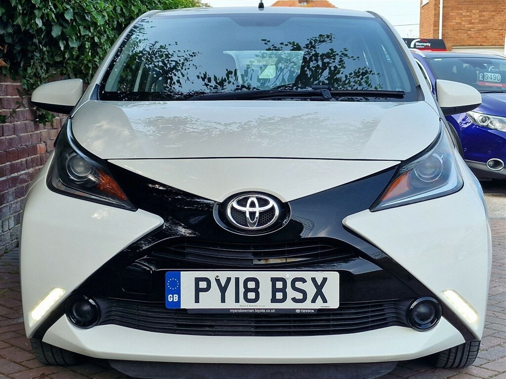 Toyota Aygo 1.0 Vvt-i X-play Euro 6 White #6