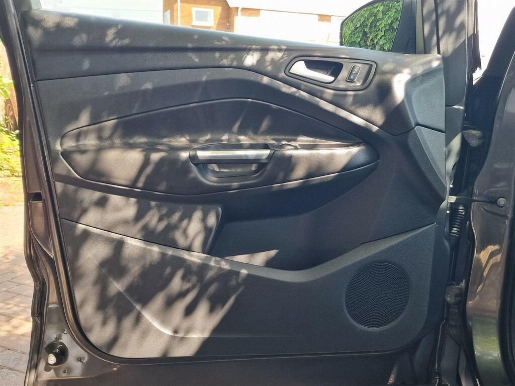 Ford Kuga 2.0 Tdci Titanium 2Wd Euro 6 Ss Grey #29
