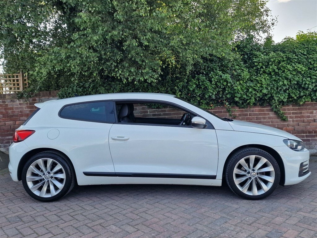 Volkswagen Scirocco 1.4 Tsi Bluemotion Tech Gt Euro 6 Ss White #4