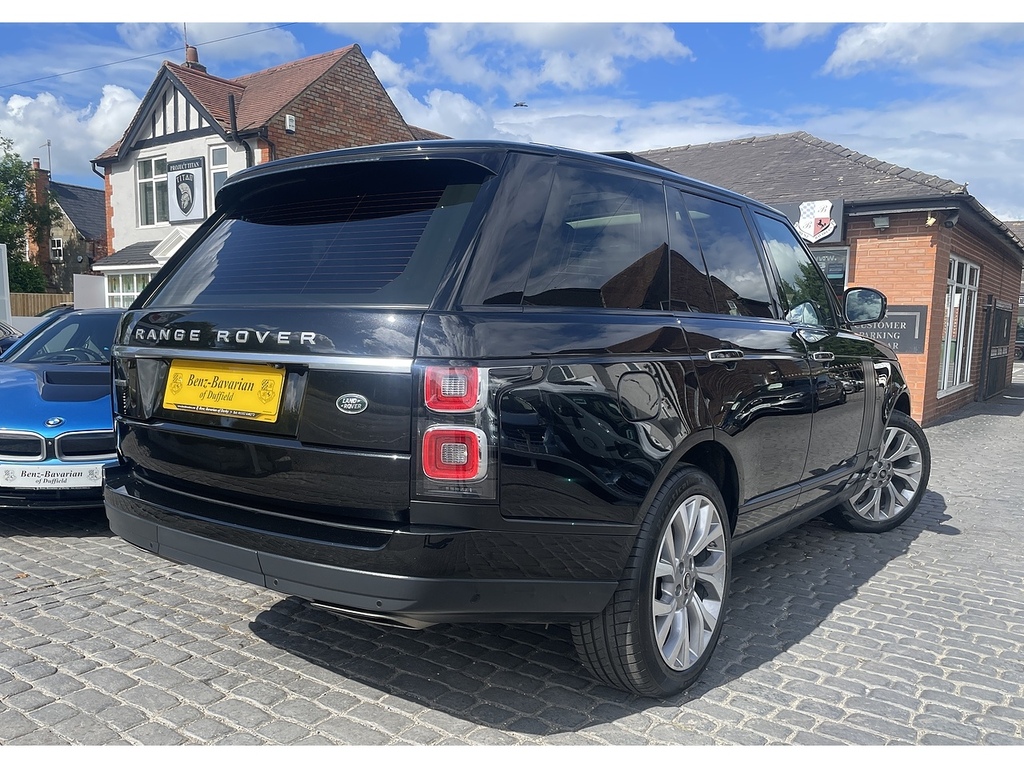 Land Rover Range Rover Vogue Black #8