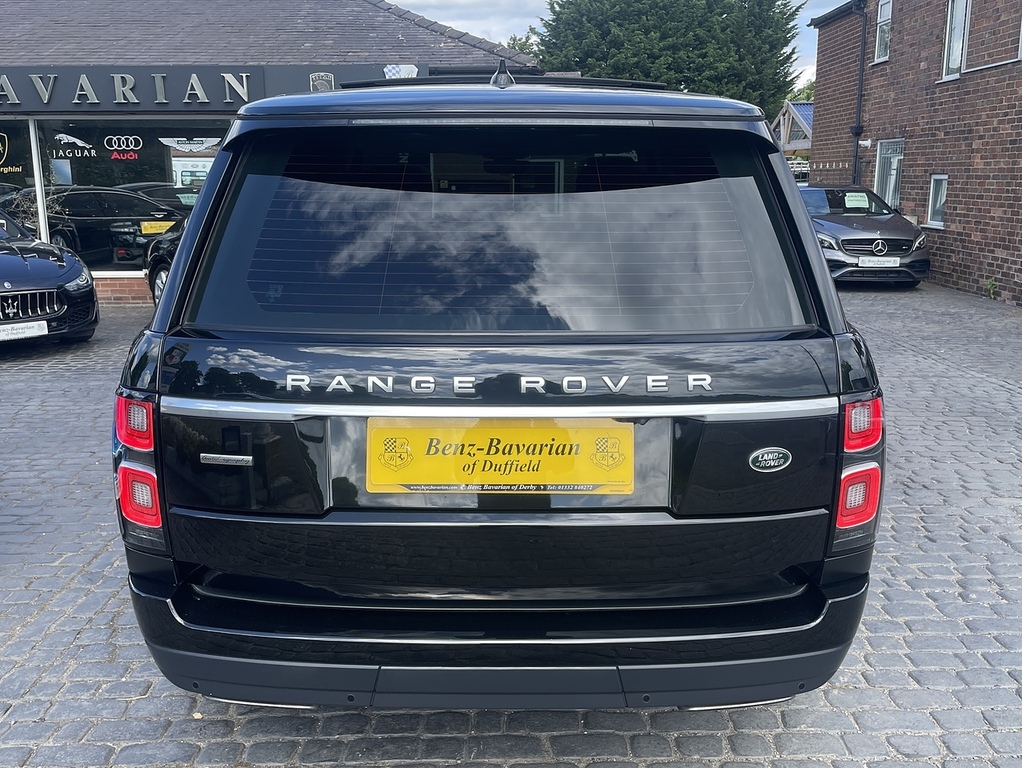 Land Rover Range Rover Vogue Black #9