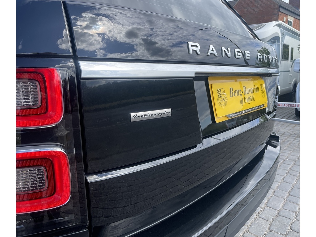 Land Rover Range Rover Vogue Black #10