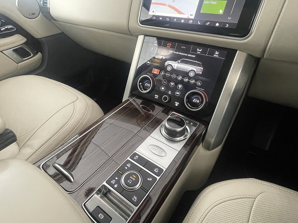 Land Rover Range Rover Vogue Black #23