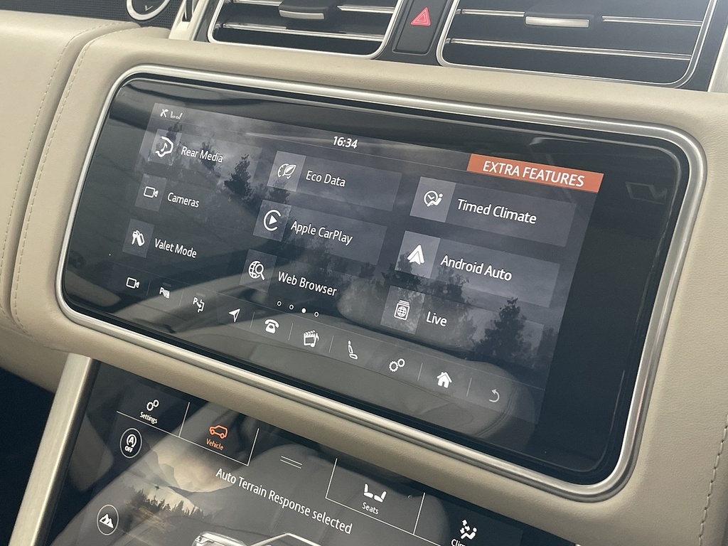 Land Rover Range Rover Vogue Black #20