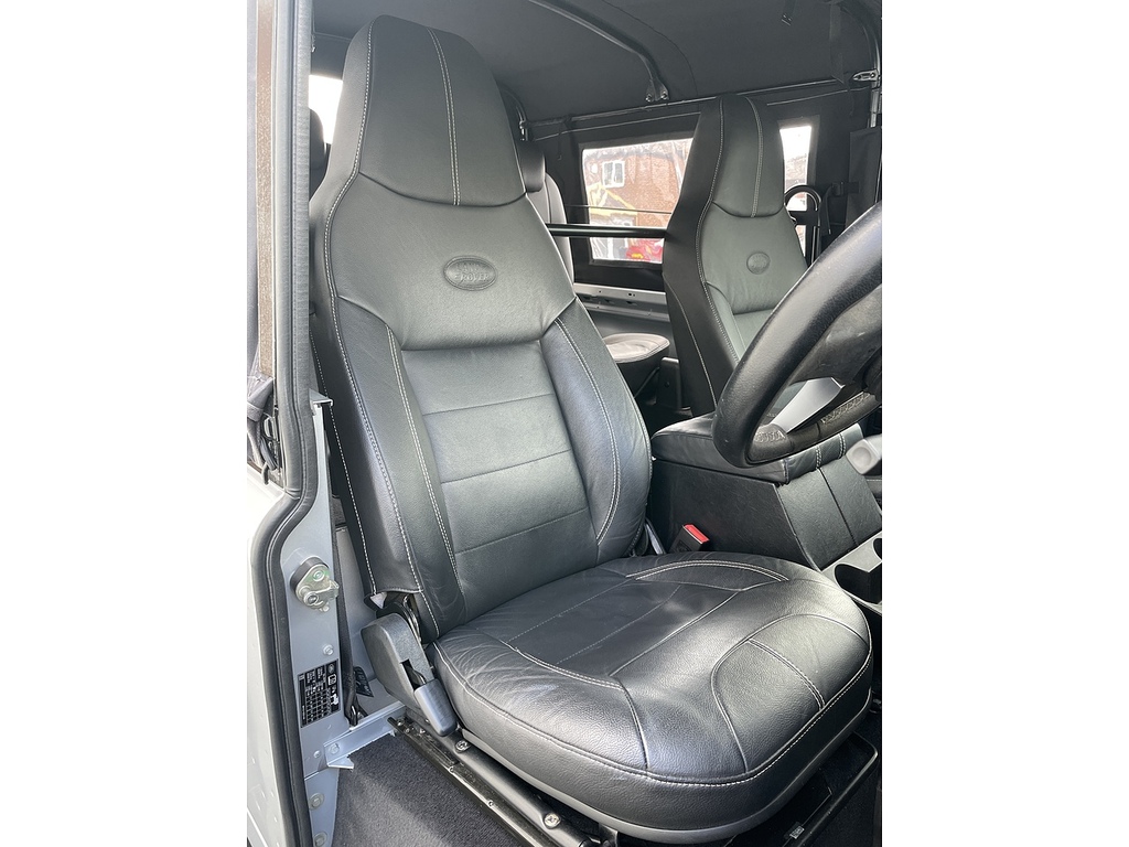 Land Rover Defender 90 Td Hard Top Green #28