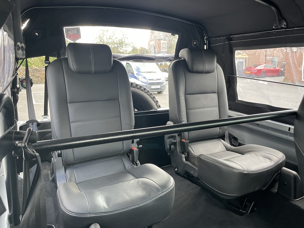 Land Rover Defender 90 Td Hard Top Green #32