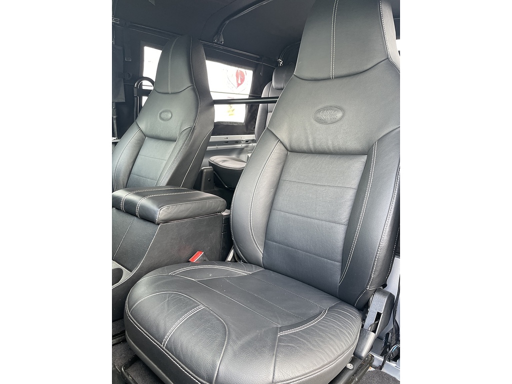 Land Rover Defender 90 Td Hard Top Green #37