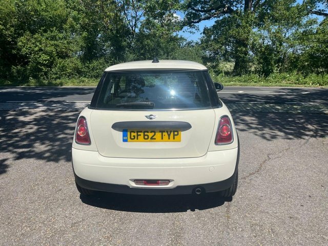 Mini Hatch 1.6 Cooper D Silver #10