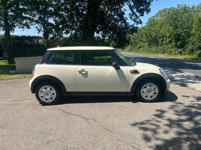 Mini Hatch 1.6 Cooper D Silver #11