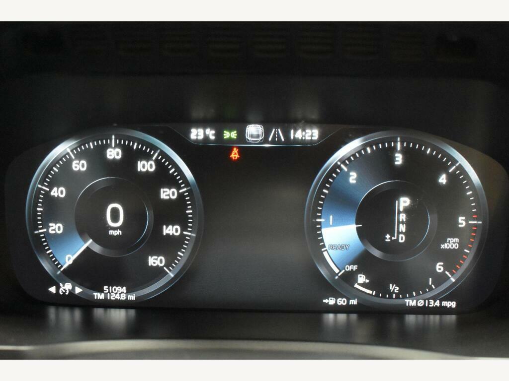 Volvo XC90 D5 Powerpulse Momentum Pro Awd Gold #16