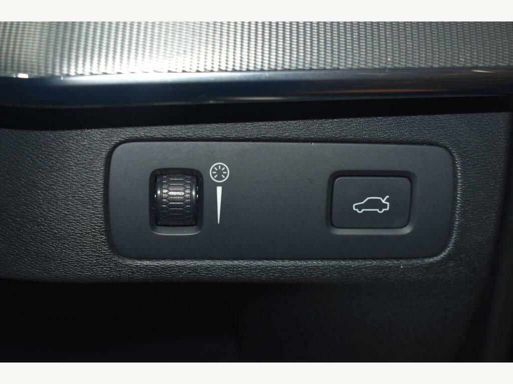 Volvo XC90 D5 Powerpulse Momentum Pro Awd Gold #31
