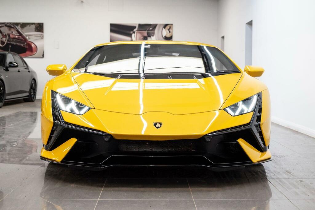 Lamborghini Huracan Coupe 5.2 V10 Lp 640-2 Tecnica Ldf Euro 6 Ss BT24DYG Yellow #2