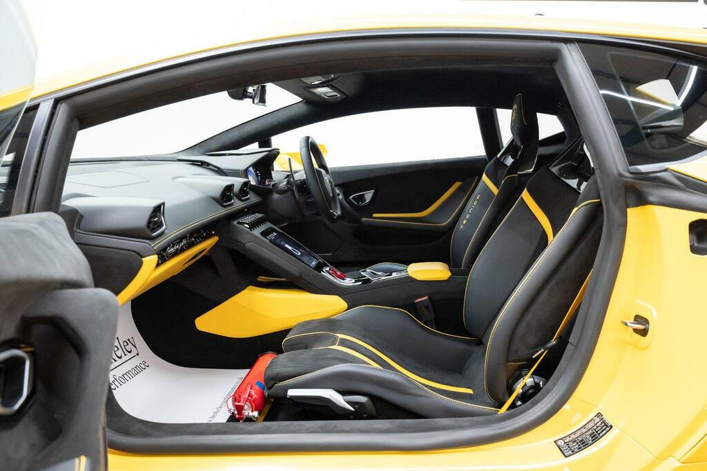 Lamborghini Huracan Coupe 5.2 V10 Lp 640-2 Tecnica Ldf Euro 6 Ss BT24DYG Yellow #3