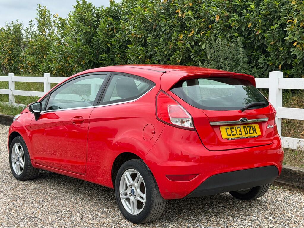 Ford Fiesta 1.25 Zetec Euro 5 CE13DZN Red #3
