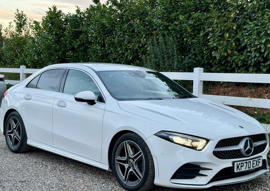 Mercedes-Benz A Class 2.0 A200d Amg Line Premium 2 8G-dct Euro 6 Ss KP70EXF White #4
