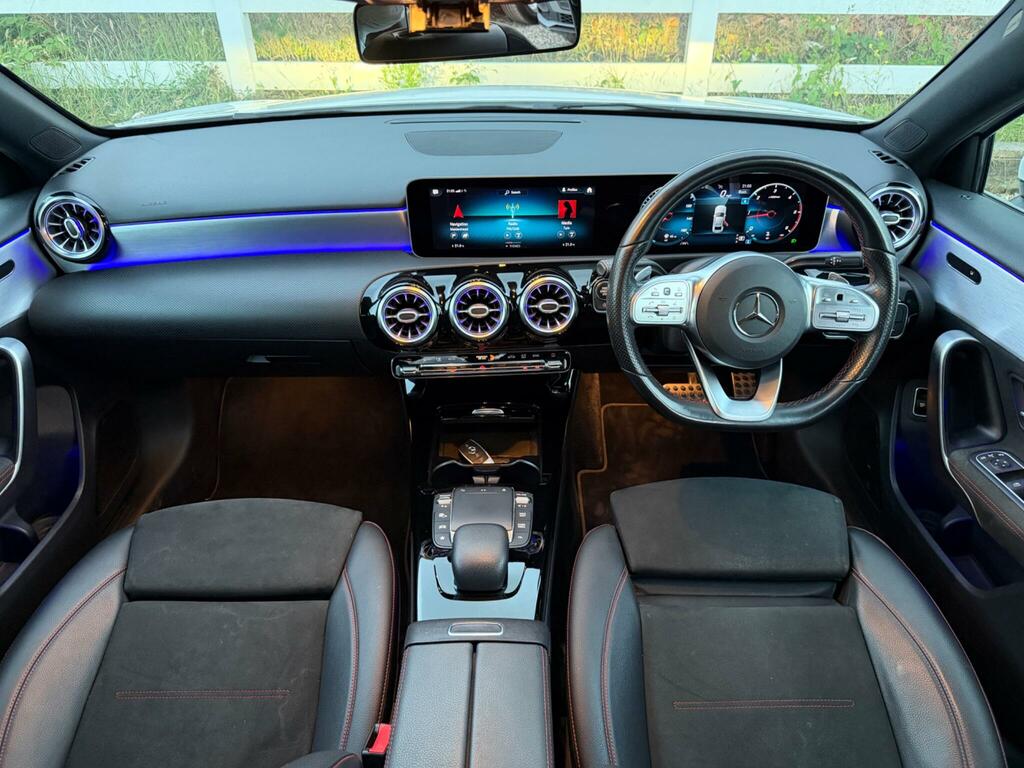 Mercedes-Benz A Class 2.0 A200d Amg Line Premium 2 8G-dct Euro 6 Ss KP70EXF White #2