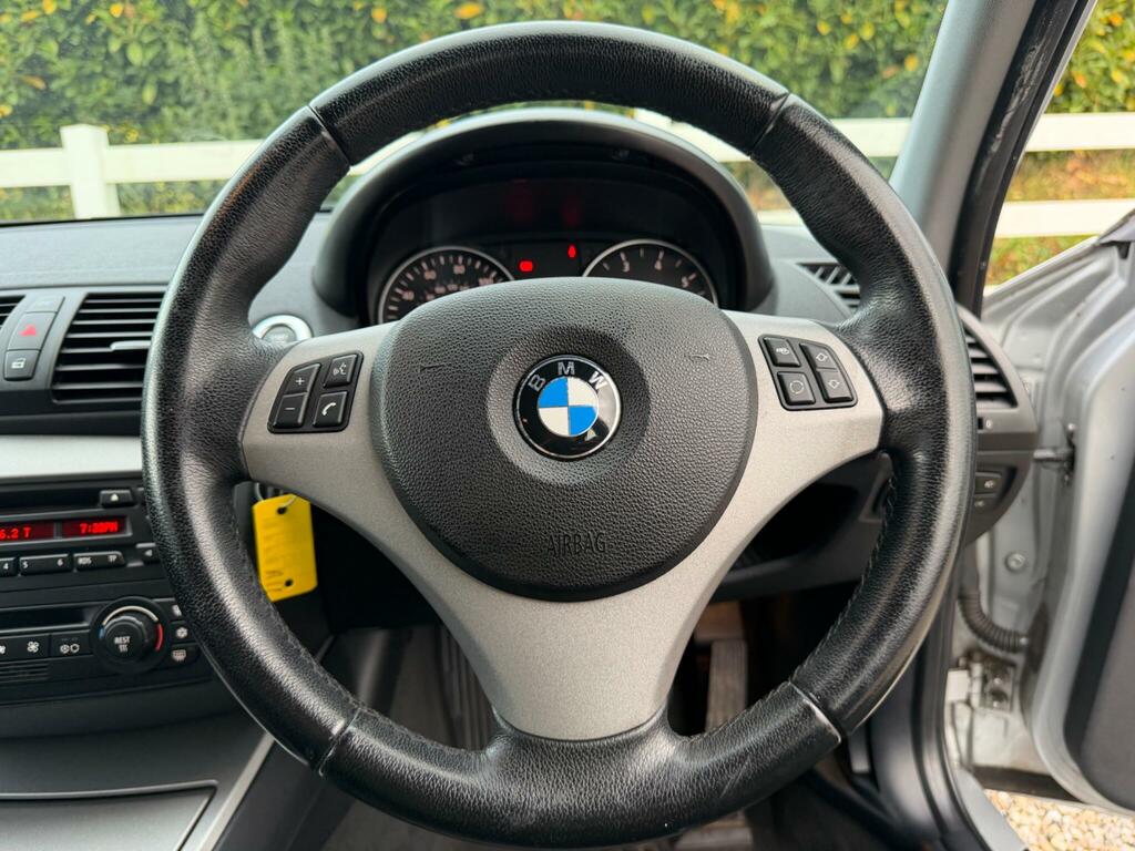 BMW 1 Series 2.0 118D M Sport Euro 4 Black #23