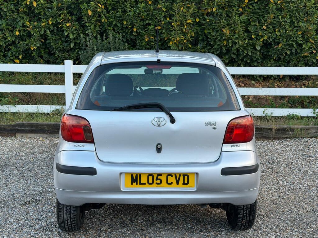 Toyota Yaris 1.3 Vvt-i T Spirit Hatchback Blue #10