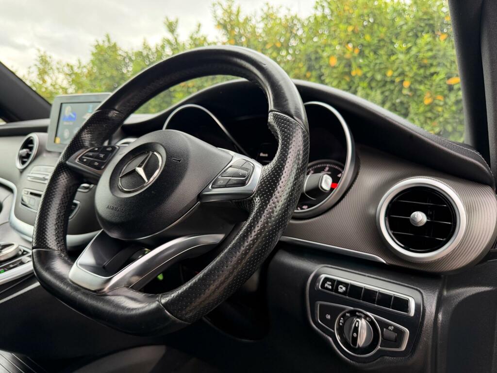 Mercedes-Benz V Class   #36